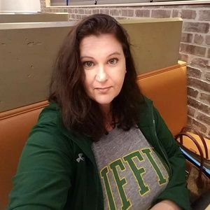 Meet your Posher, Danae